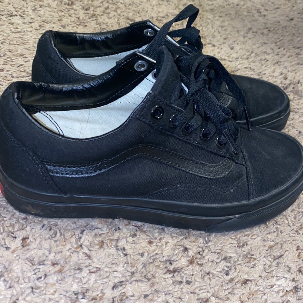 Mid vans - Picture 2 of 2